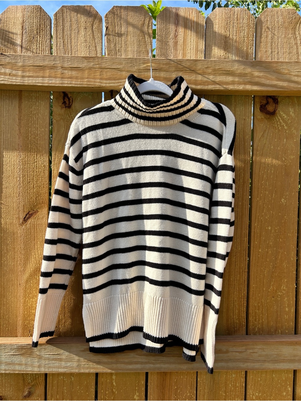 Lucky Brand black and cream striped turtleneck mock neck sweater size XS